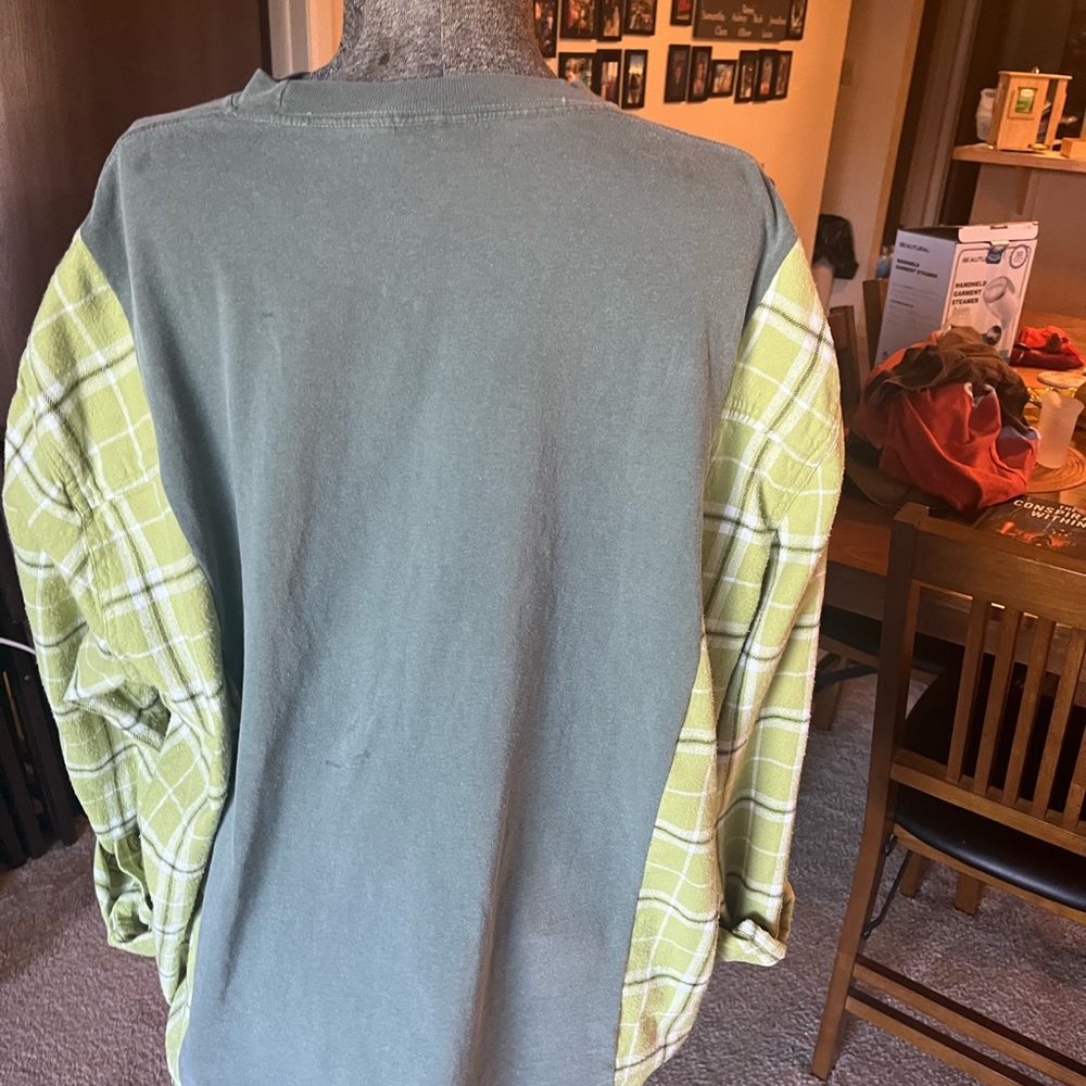 Green Beatles Long Sleeve Flannel Teeshirt
1X-2X - Picture 5 of 5